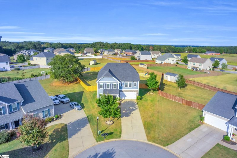 Property image 4 of 104 Upland Drive in Hunt Meadows, Easley, SC 29642