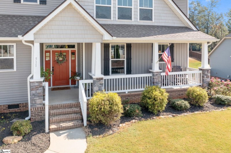 Property image 5 of 511 Turning Leaf Lane in Amber Oaks, Greer, SC 29651