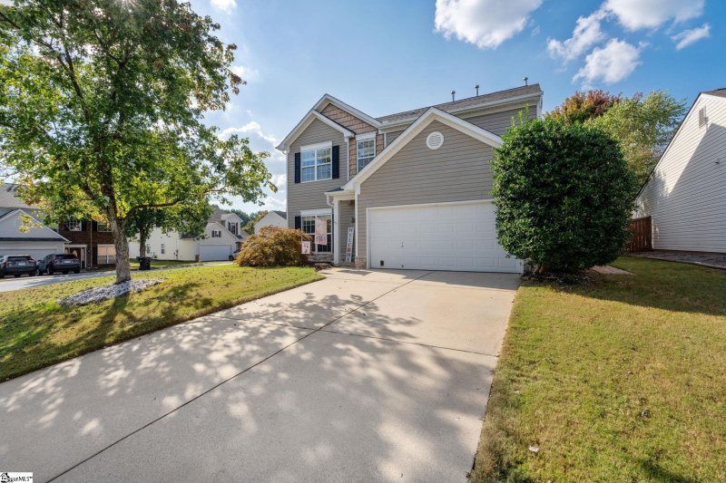 Property image 2 of 301 Blant Court in Autumn Trace, Simpsonville, SC 29681