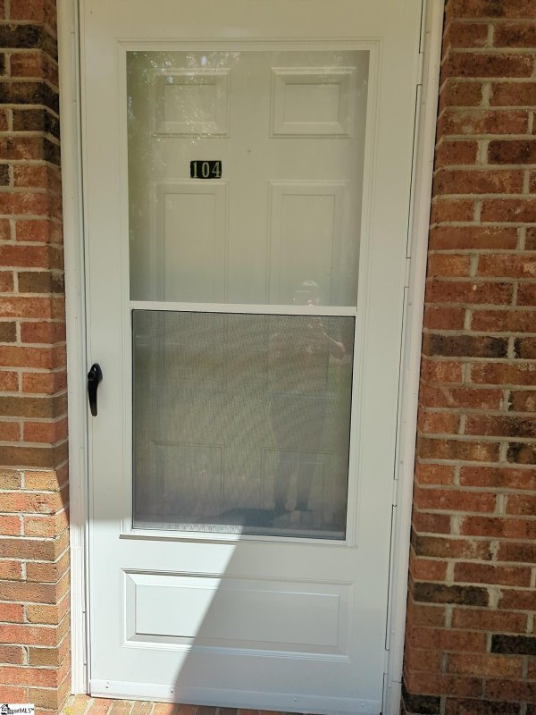 Property image 2 at 102 Crestview Drive, Greenville, SC 29609