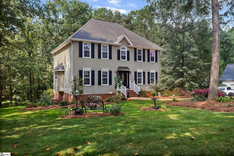 103 N Clearstone Court