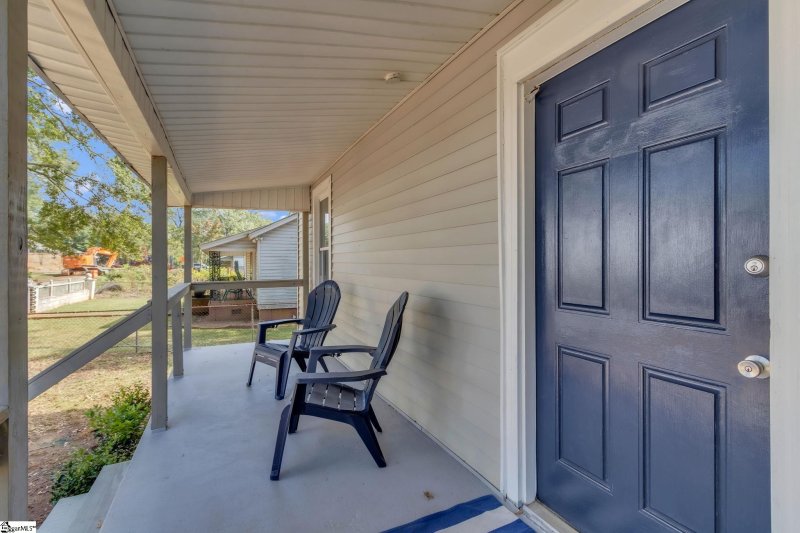 Property image 4 of 207 Brooks Avenue in Union Bleachery, Greenville, SC 29617