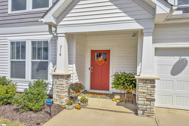 Property image 3 of 218 Woodhouse Way in Camden Cottages, Greenville, SC 29605