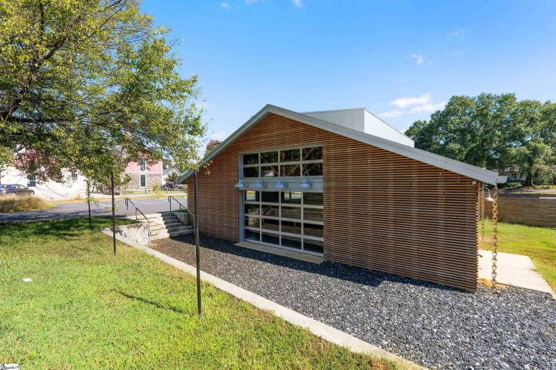 Property image 5 of 20 Draper Street in Abney Mills, Greenville, SC 29611