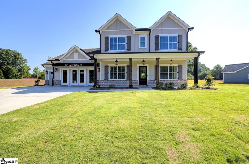 Property image 2 of 101 Arbor Woods Way in Arbor Woods - 053, Easley, SC 29642