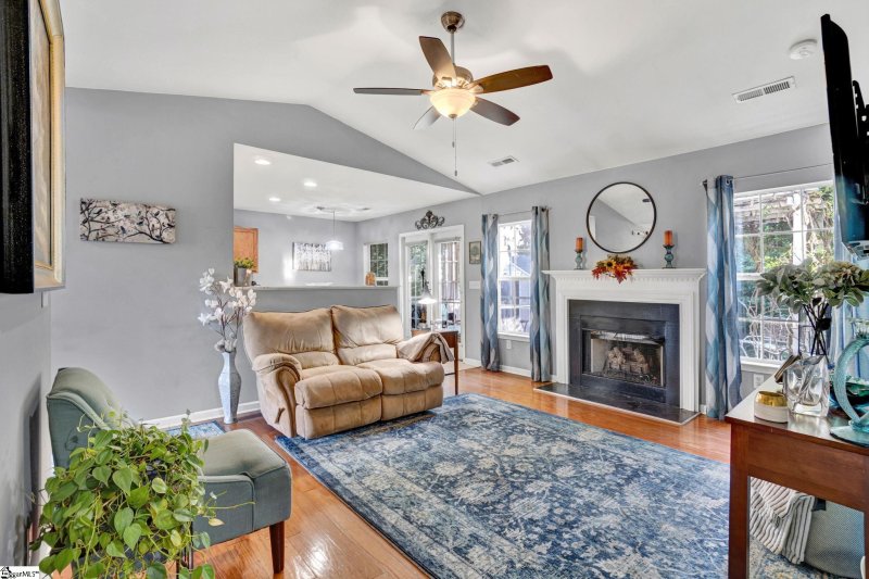 Property image 3 of 501 Fountainbrook Drive in Fountainbrook, Fountain Inn, SC 29644
