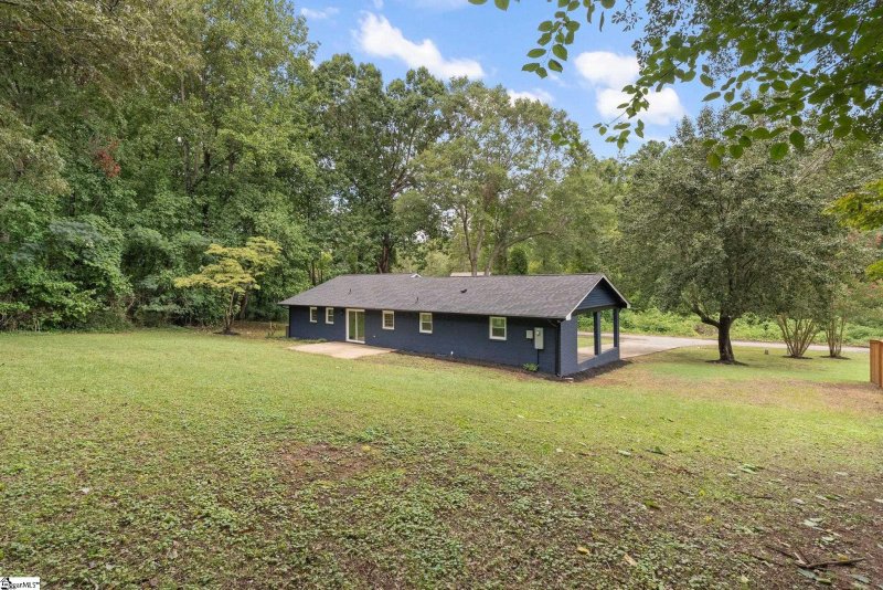Property image 3 of 3 Brookvale Drive in Riverview, Williamston, SC 29697
