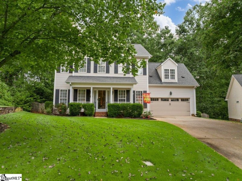 Property image 3 at 225 Amberjack Court, Taylors, SC 29687