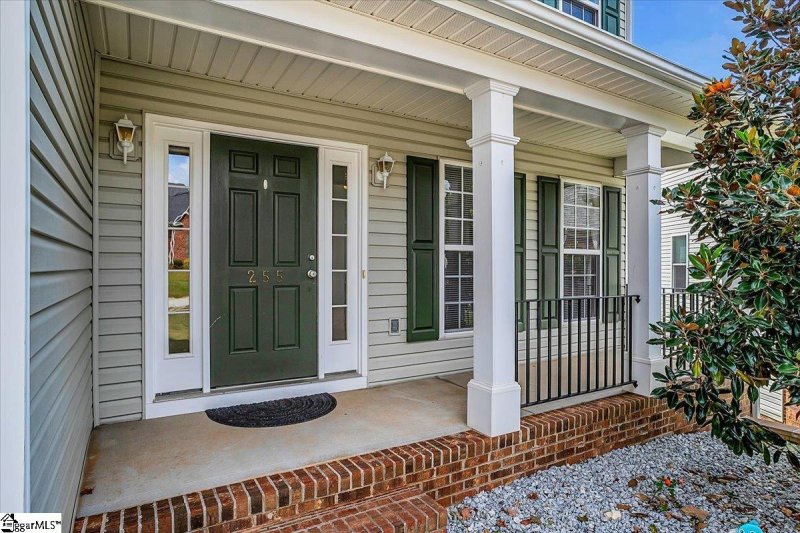 Property image 2 of 255 Highgate Circle in Shelburne Farms, Greer, SC 29650