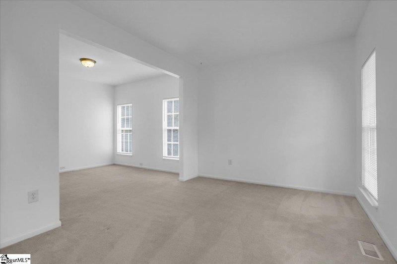 Property image 4 of 255 Highgate Circle in Shelburne Farms, Greer, SC 29650