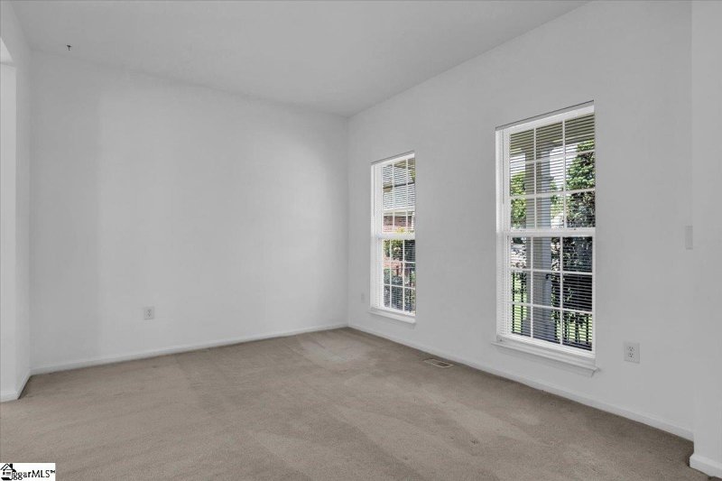 Property image 5 of 255 Highgate Circle in Shelburne Farms, Greer, SC 29650