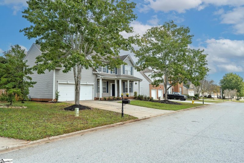 Property image 2 of 20 Red Jonathan Court in Gilder Creek Farm, Simpsonville, SC 29681