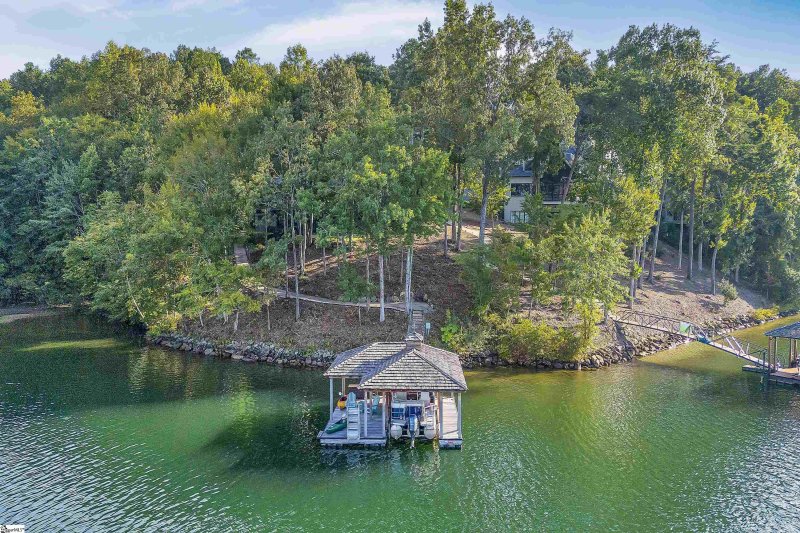 Property image 3 of 422 Pileated Woodpecker in The Reserve at Lake Keowee, Sunset, SC 29685