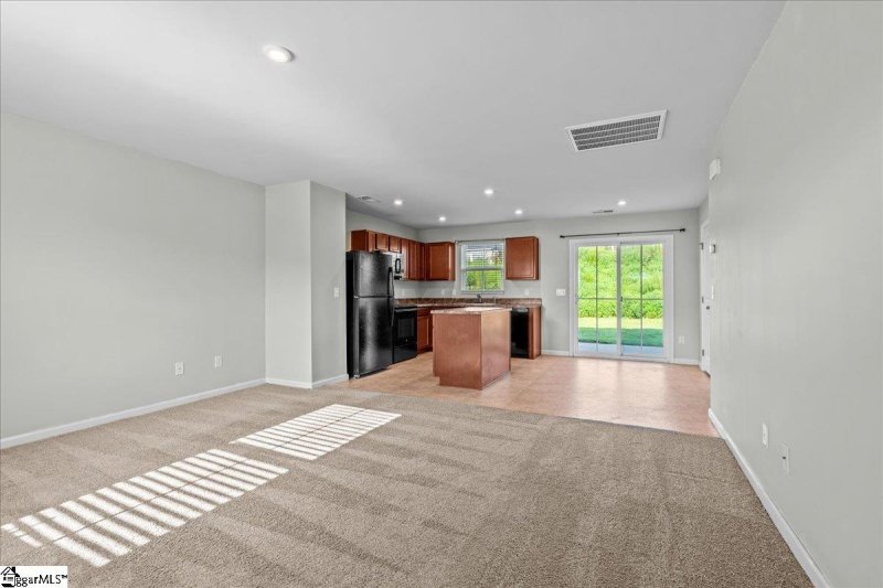 Property image 2 of 11 Torrington Drive in Maplestead Farms, Greenville, SC 29617