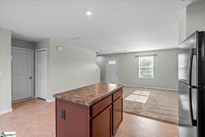 Property image 3 of 11 Torrington Drive in Maplestead Farms, Greenville, SC 29617