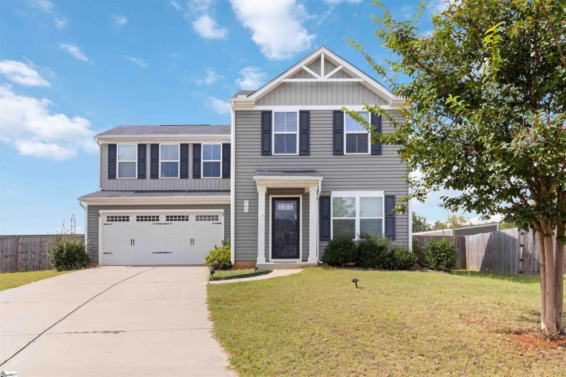 Holly Farms, Lyman Community