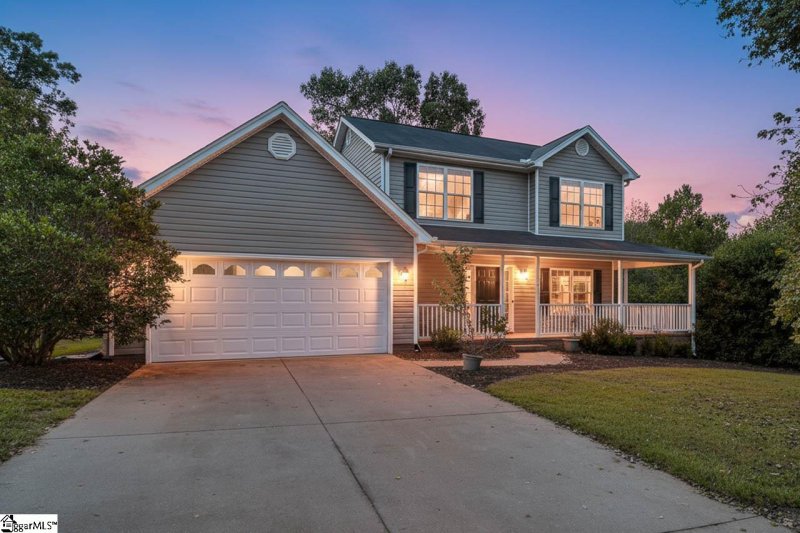 Property image 2 of 205 Sandwort Lane in Wildflower Meadows, Taylors, SC 29687