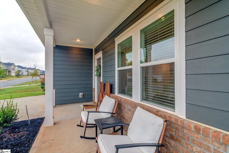 Property image 5 of 325 Roderick Lane in Arden Woods, Greenville, SC 29605