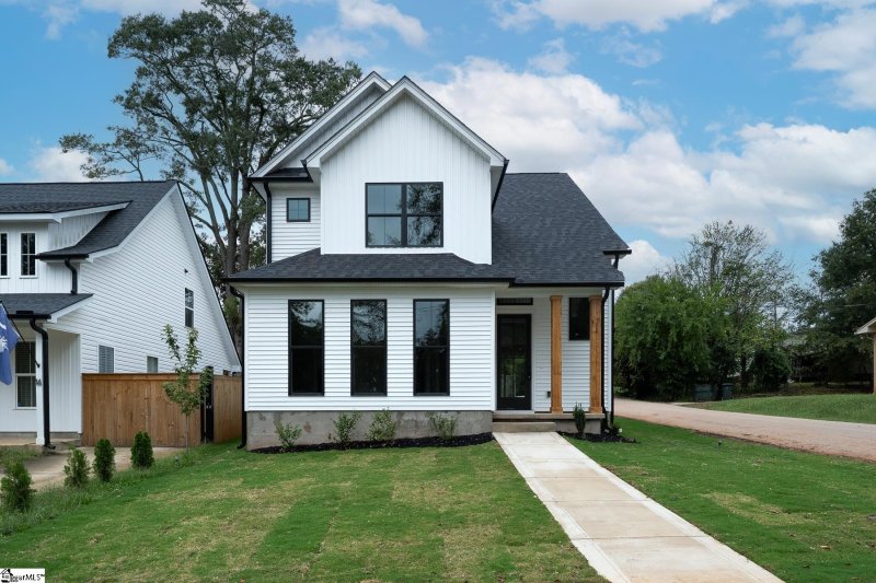 12 Bridwell Avenue
