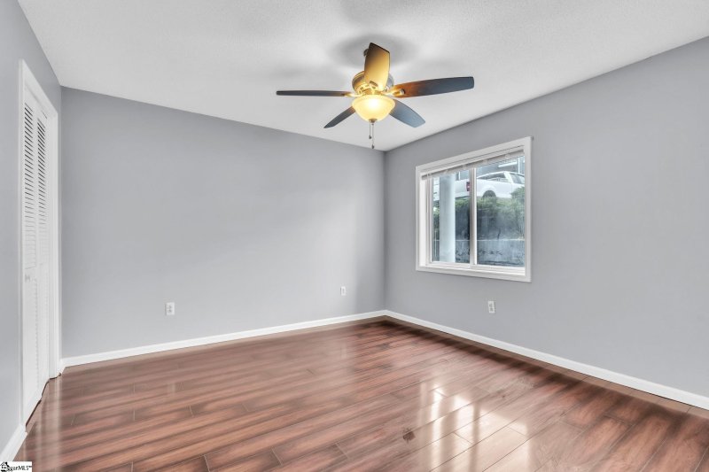 Property image 5 of 302 Northlake Drive in Northlake Condos, Anderson, SC 29625