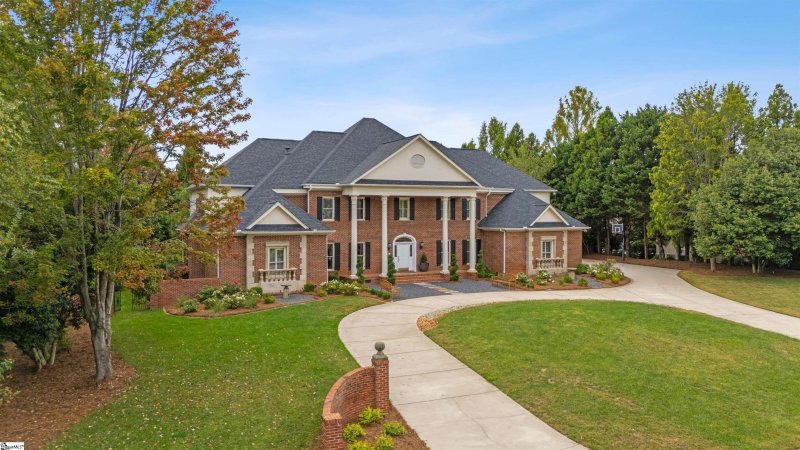 Property image 5 of 204 Kilgore Circle in Kilgore Plantation, Simpsonville, SC 29681