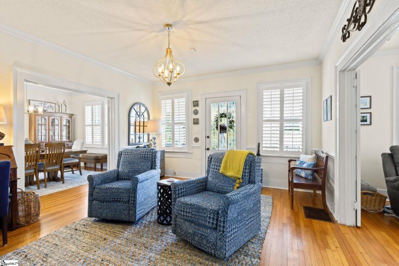 Property image 4 of 707 Glendalyn Avenue in Converse Heights, Spartanburg, SC 29302