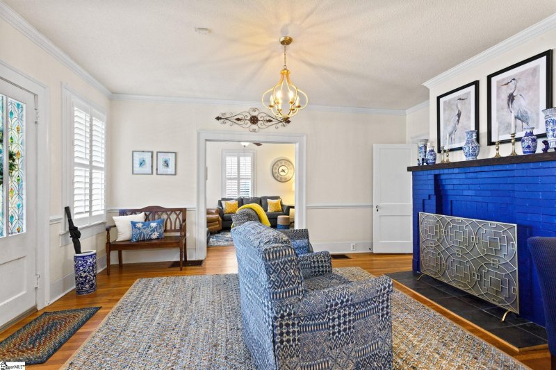 Property image 5 of 707 Glendalyn Avenue in Converse Heights, Spartanburg, SC 29302