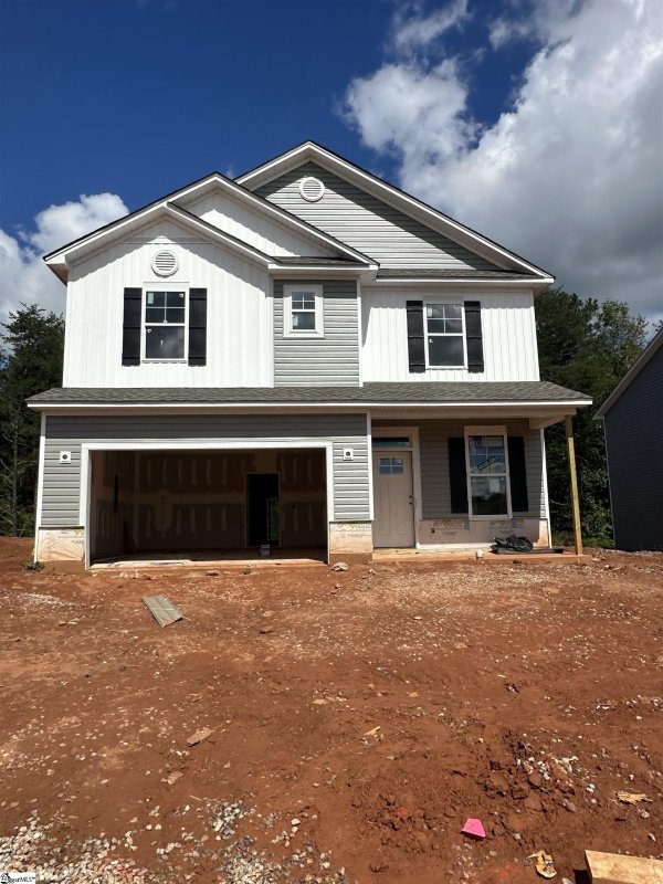 Property image 2 of 355 E Pyrenees Drive in Shiloh Trail, Wellford, SC 29385