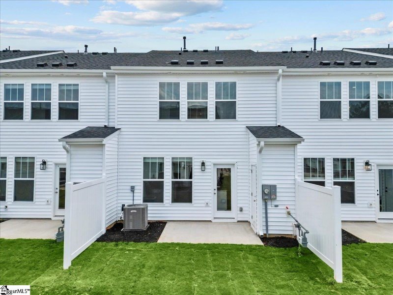 Property image 3 of 505 Harebell Way in Hickory Heights, Greenville, SC 29617