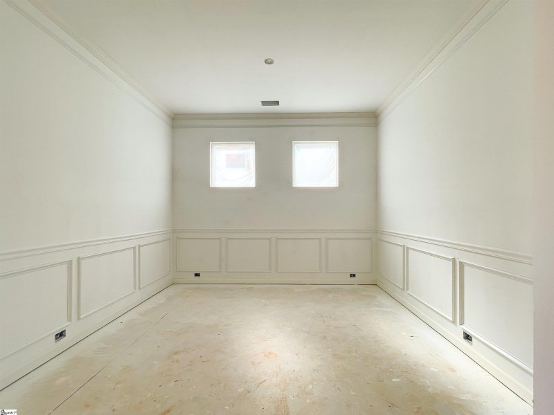 Property image 4 of 215 Pendergast Road in Harrington, Greenville, SC 29605