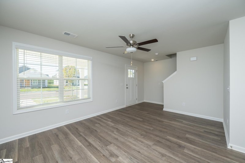 Property image 3 of 6 Thorndike Way in Lakeview at Berea, Greenville, SC 29617