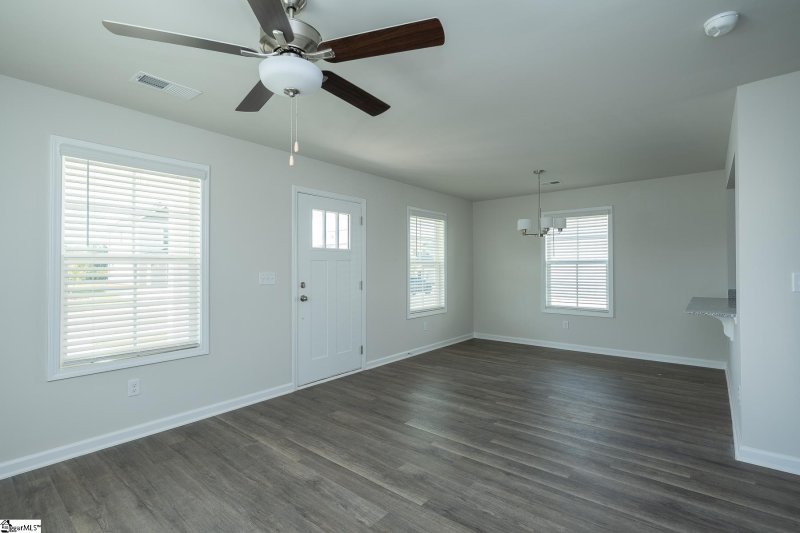 Property image 4 of 12 Thorndike Way in Lakeview at Berea, Greenville, SC 29617