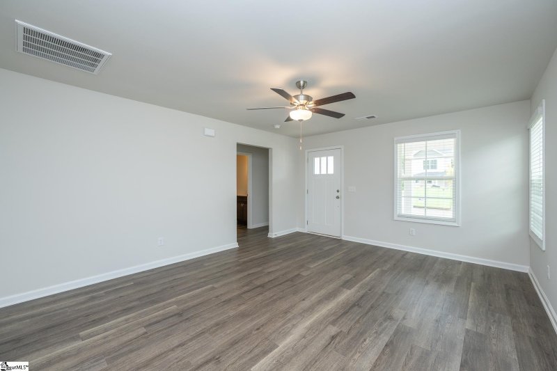 Property image 3 of 14 Thorndike Way in Lakeview at Berea, Greenville, SC 29617