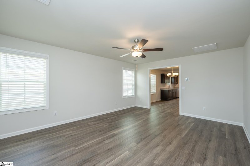 Property image 5 of 14 Thorndike Way in Lakeview at Berea, Greenville, SC 29617