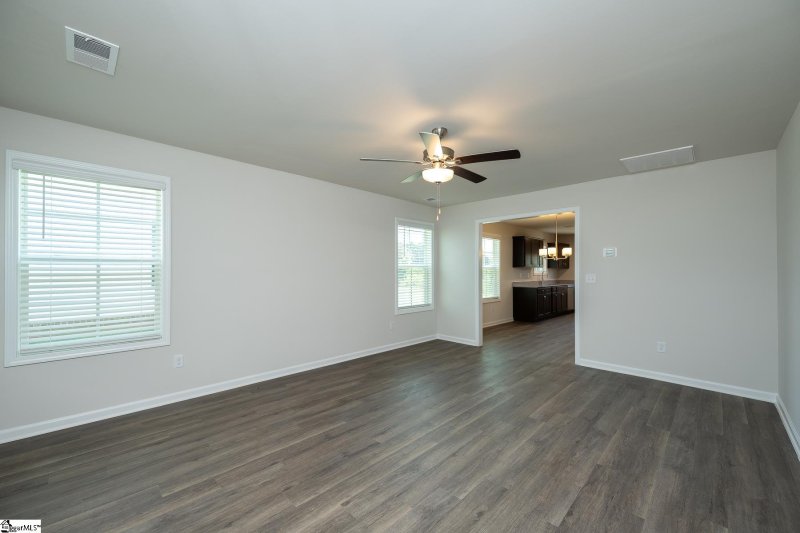 Property image 5 of 101 Thorndike Way in Lakeview at Berea, Greenville, SC 29617
