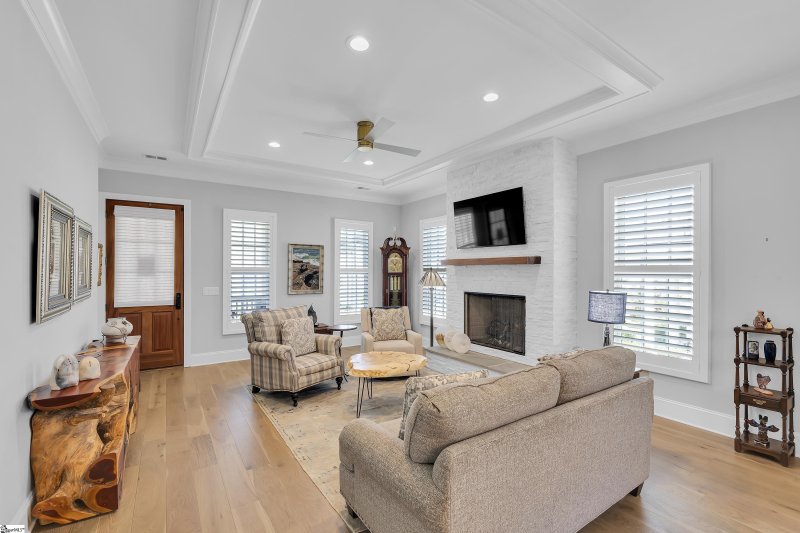 Property image 5 of 112 Burrough Street in Hartness, Greenville, SC 29615