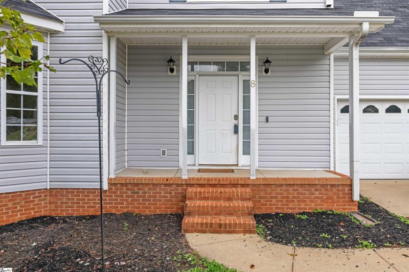 Property image 4 of 8 Gentian Court in Wildflower Meadows, Taylors, SC 29687