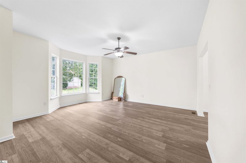 Property image 5 of 8 Gentian Court in Wildflower Meadows, Taylors, SC 29687