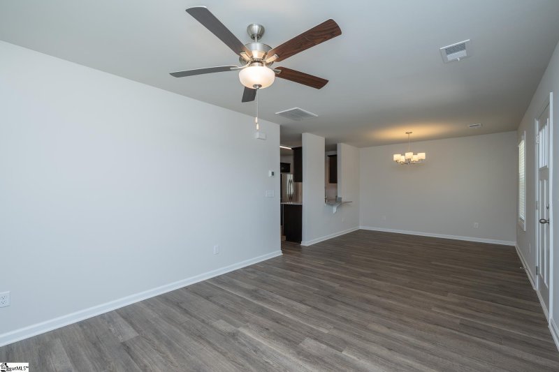 Property image 5 of 212 Waltham Court in Lakeview at Berea, Greenville, SC 29617