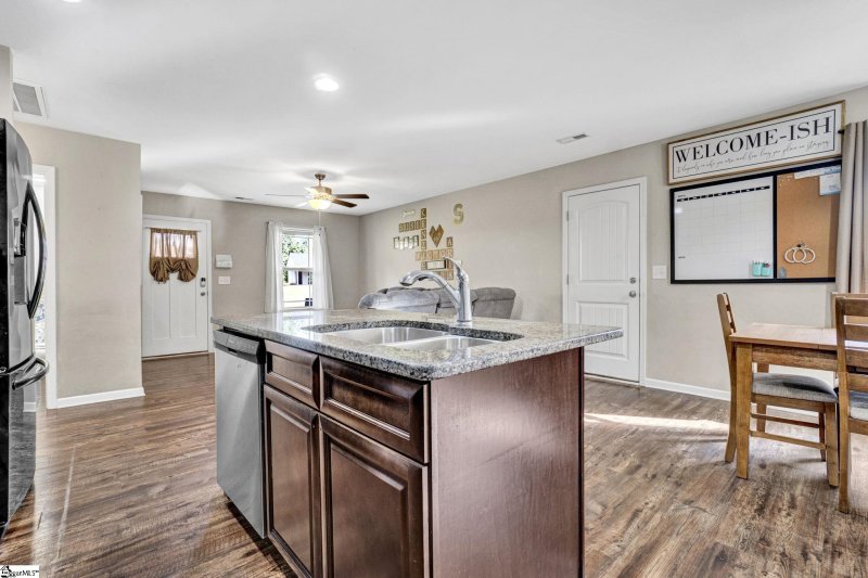 Property image 5 at 422 Mount Hood Drive, Inman, SC 29349