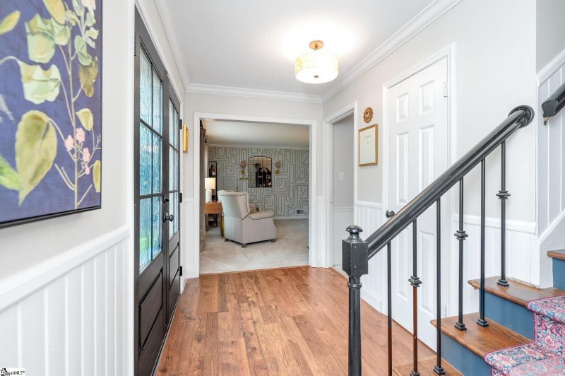 Property image 4 of 254 Hollis Drive in Hillbrook Forest, Spartanburg, SC 29307