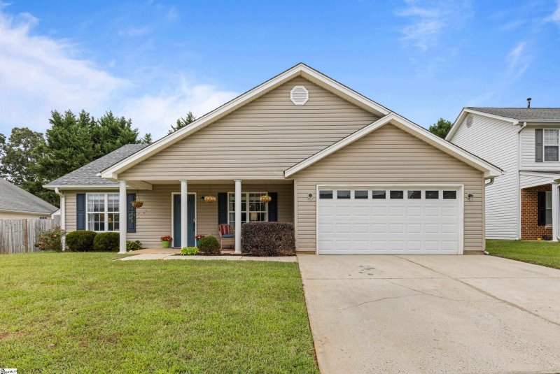 Spring Ridge, Taylors Community