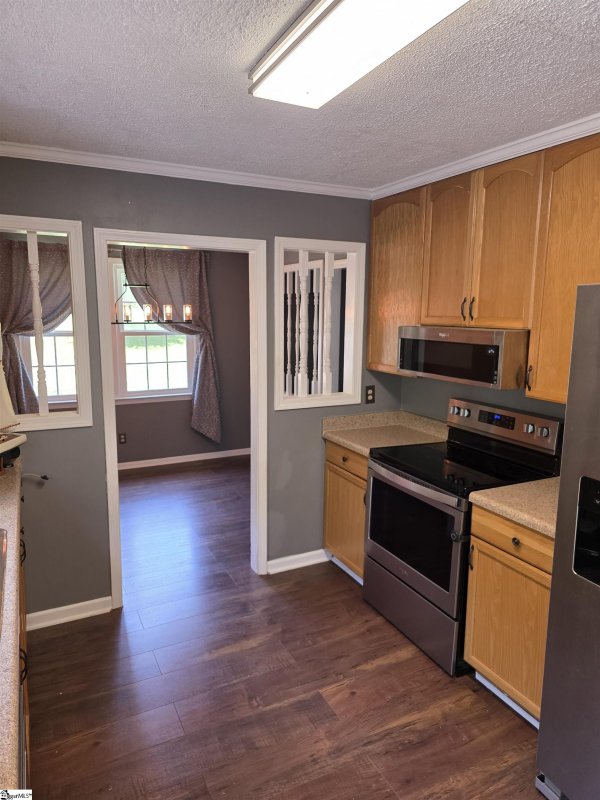 Property image 4 of 318 Country Glen Lane in Country Glen, Pelzer, SC 29669