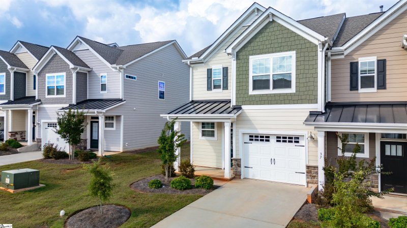 Property image 2 at 35 Gaskins Trail, Travelers Rest, SC 29690