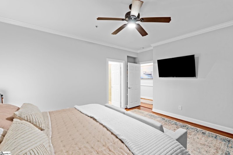 Property image 4 of 1209 E Washington Street in Richland at Cleveland Park, Greenville, SC 29601