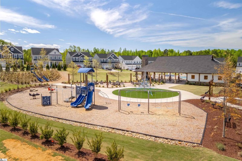Property image 2 of 961 Bee Balm Way in Emory Park, Woodruff, SC 29388