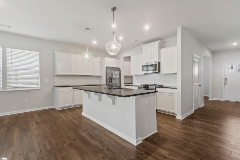 Property image 4 of 4034 Francis Spring Way in Zanes Creek, Inman, SC 29349