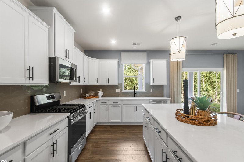 Property image 2 of 4033 Francis Spring Way in Zanes Creek, Inman, SC 29349