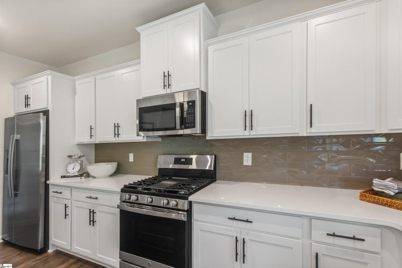 Property image 3 of 4033 Francis Spring Way in Zanes Creek, Inman, SC 29349