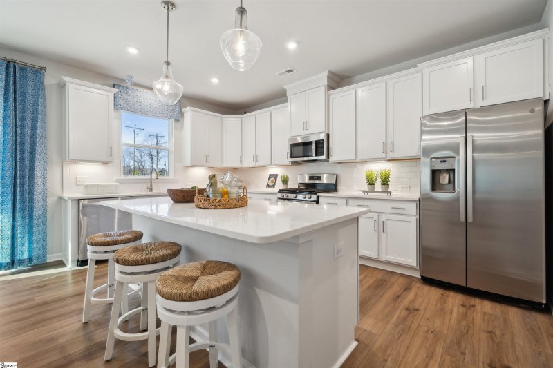 Property image 5 of 4033 Francis Spring Way in Zanes Creek, Inman, SC 29349